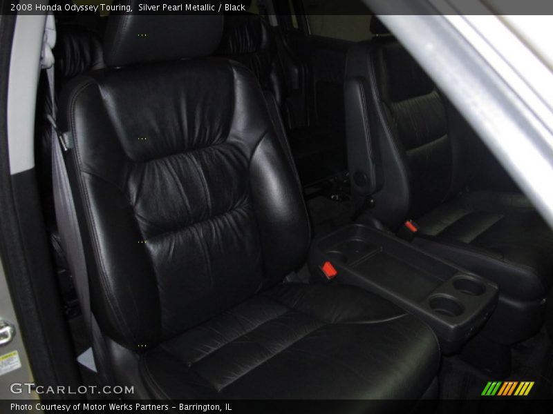 Silver Pearl Metallic / Black 2008 Honda Odyssey Touring