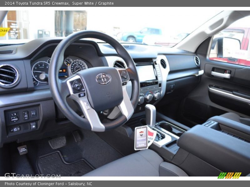 Super White / Graphite 2014 Toyota Tundra SR5 Crewmax
