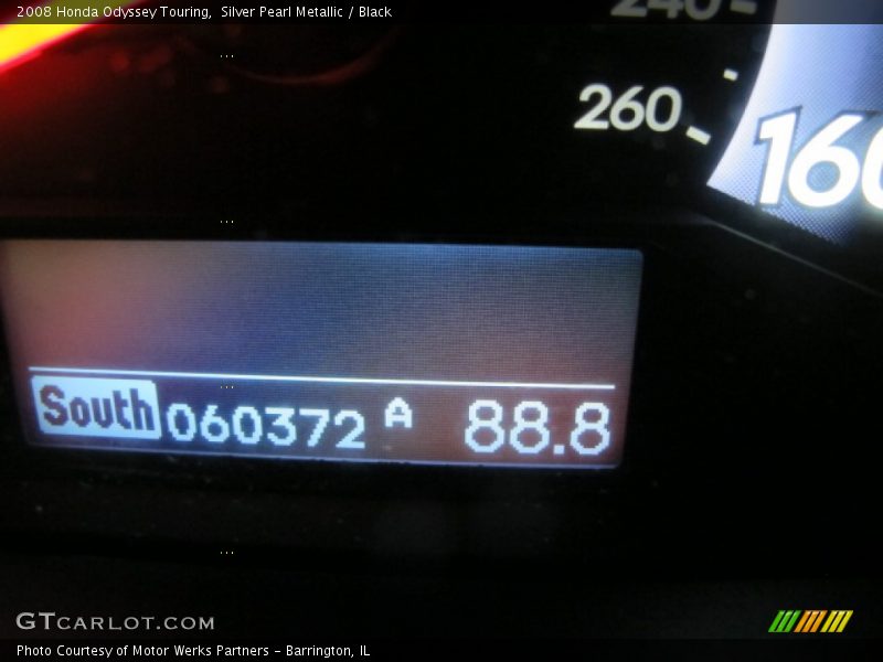 Silver Pearl Metallic / Black 2008 Honda Odyssey Touring