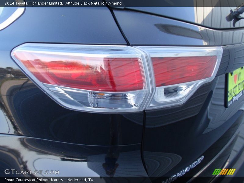 Attitude Black Metallic / Almond 2014 Toyota Highlander Limited