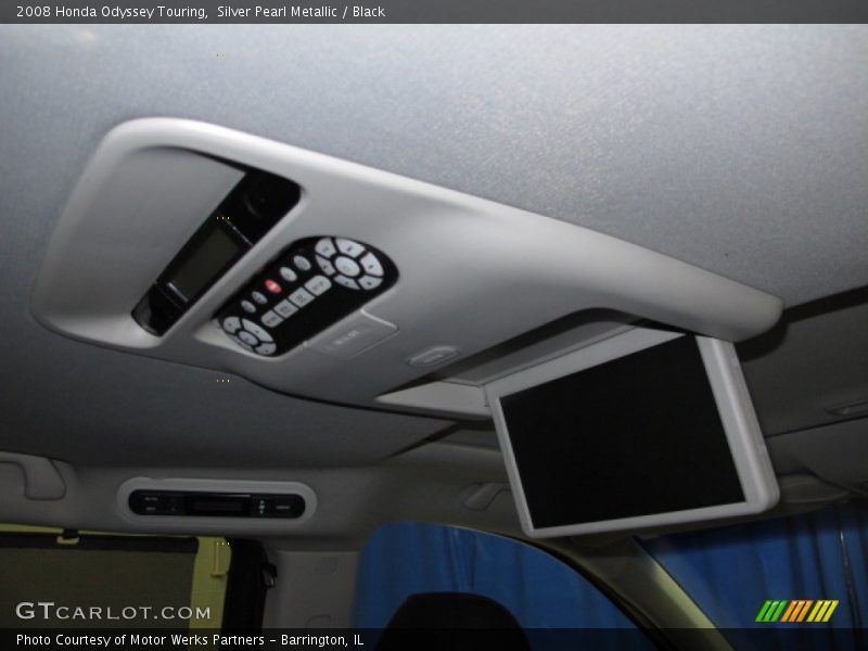 Silver Pearl Metallic / Black 2008 Honda Odyssey Touring