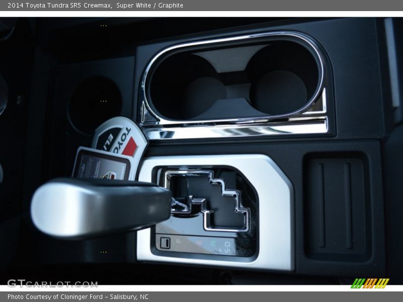 Super White / Graphite 2014 Toyota Tundra SR5 Crewmax