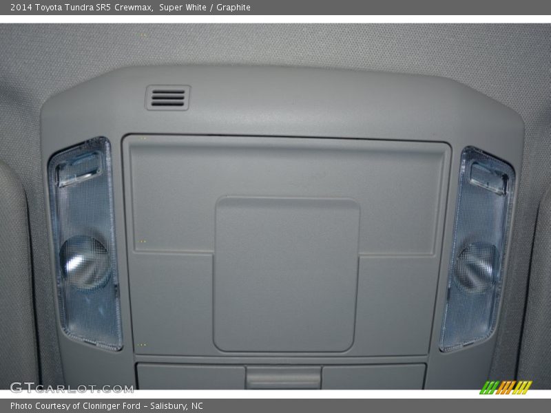 Super White / Graphite 2014 Toyota Tundra SR5 Crewmax
