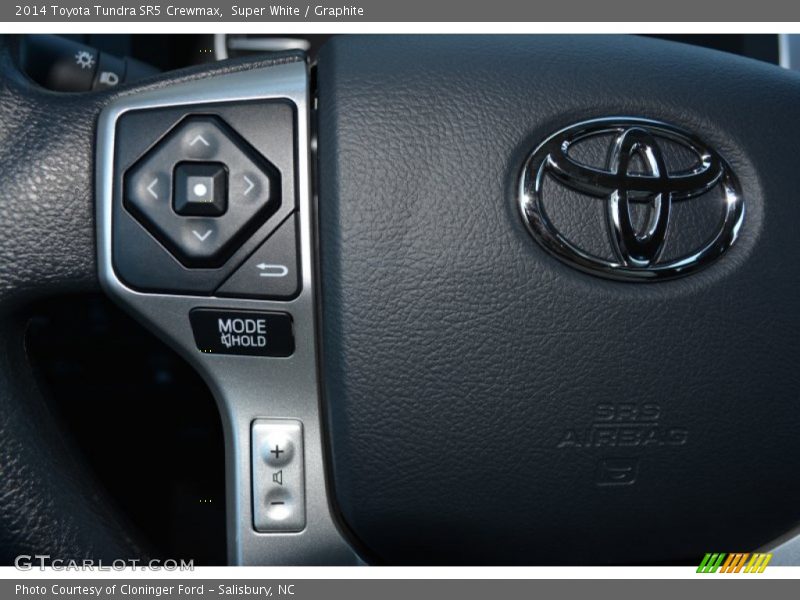 Super White / Graphite 2014 Toyota Tundra SR5 Crewmax