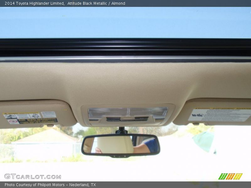 Attitude Black Metallic / Almond 2014 Toyota Highlander Limited
