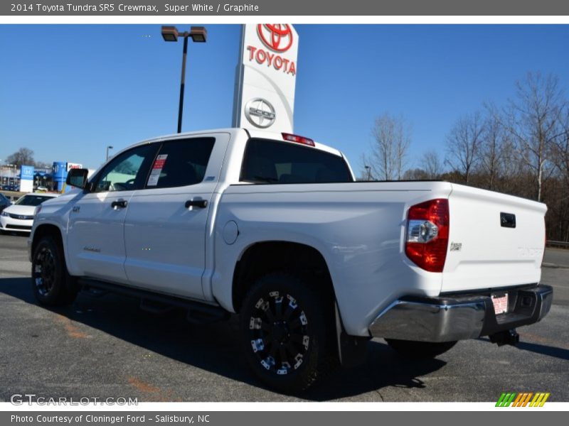 Super White / Graphite 2014 Toyota Tundra SR5 Crewmax
