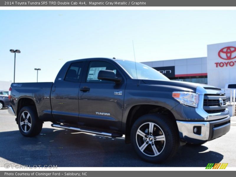 Magnetic Gray Metallic / Graphite 2014 Toyota Tundra SR5 TRD Double Cab 4x4