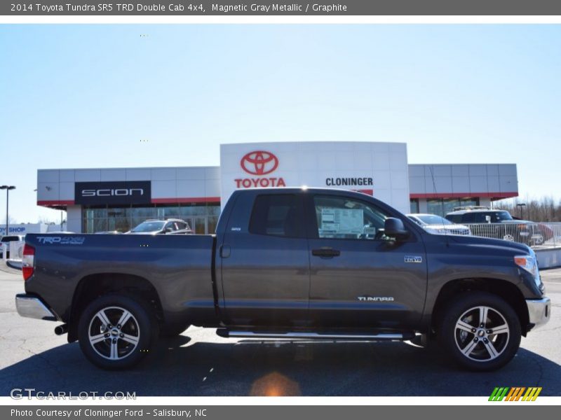 Magnetic Gray Metallic / Graphite 2014 Toyota Tundra SR5 TRD Double Cab 4x4