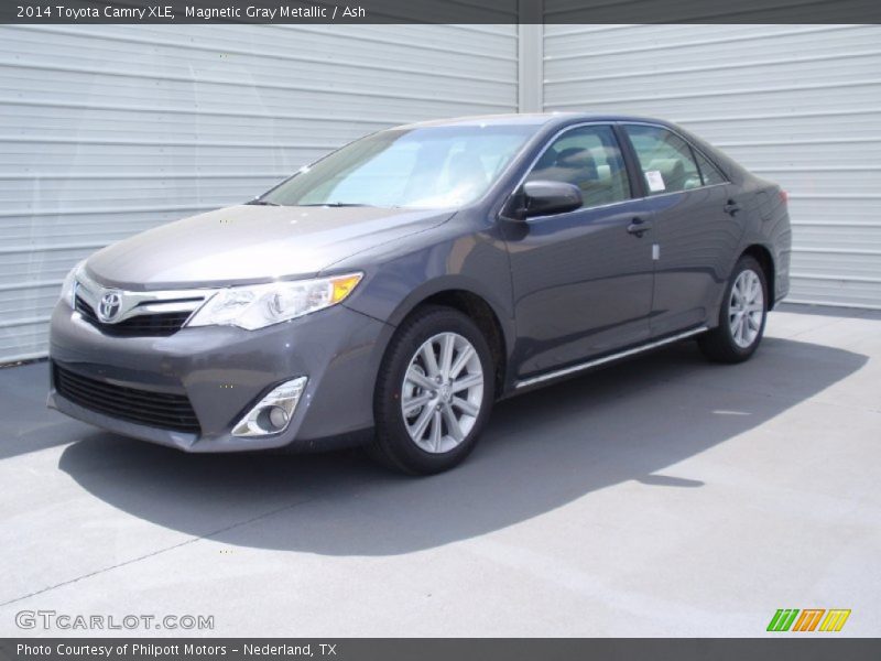 Magnetic Gray Metallic / Ash 2014 Toyota Camry XLE
