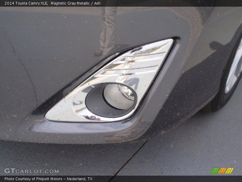 Magnetic Gray Metallic / Ash 2014 Toyota Camry XLE