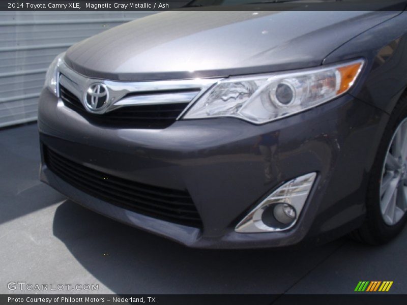 Magnetic Gray Metallic / Ash 2014 Toyota Camry XLE