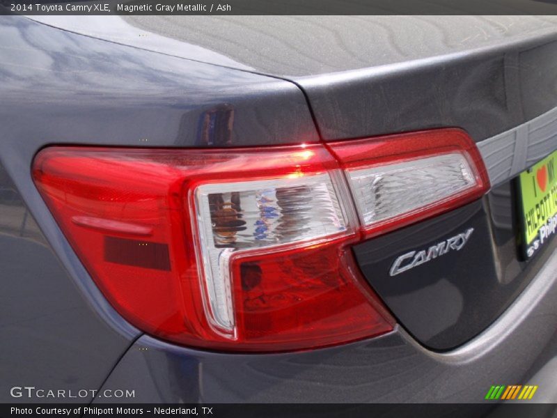 Magnetic Gray Metallic / Ash 2014 Toyota Camry XLE