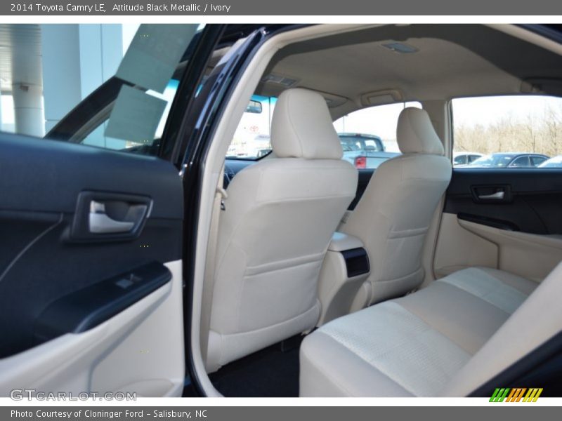 Attitude Black Metallic / Ivory 2014 Toyota Camry LE