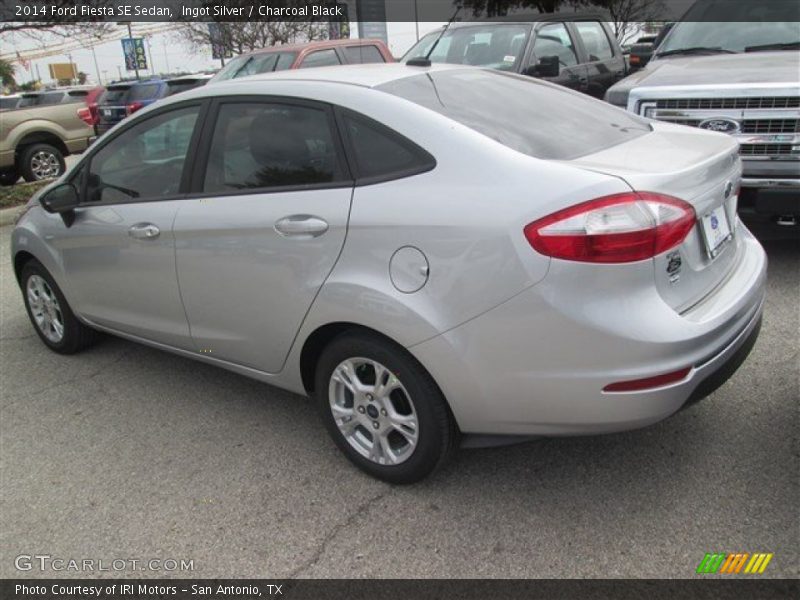 Ingot Silver / Charcoal Black 2014 Ford Fiesta SE Sedan