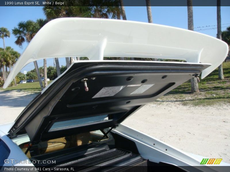 White / Beige 1990 Lotus Esprit SE