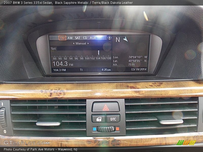 Controls of 2007 3 Series 335xi Sedan