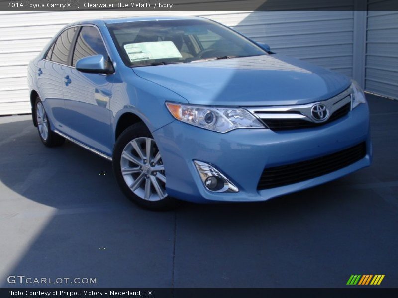 Clearwater Blue Metallic / Ivory 2014 Toyota Camry XLE