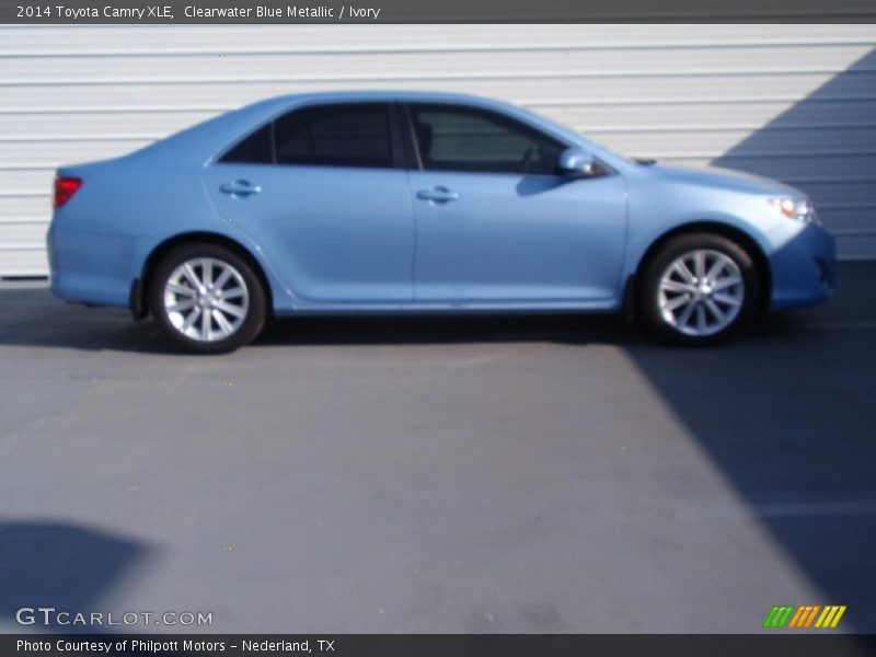 Clearwater Blue Metallic / Ivory 2014 Toyota Camry XLE