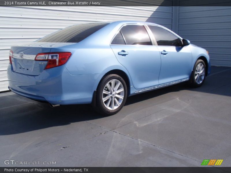 Clearwater Blue Metallic / Ivory 2014 Toyota Camry XLE