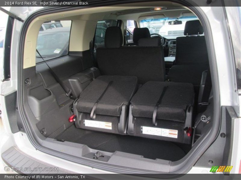 Ingot Silver / Charcoal Black 2014 Ford Flex SE