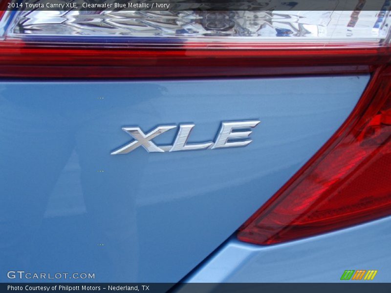 Clearwater Blue Metallic / Ivory 2014 Toyota Camry XLE