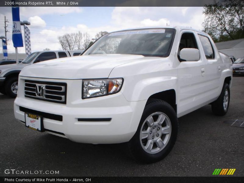 White / Olive 2006 Honda Ridgeline RTS