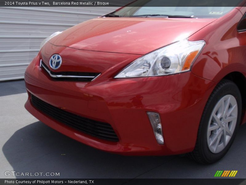 Barcelona Red Metallic / Bisque 2014 Toyota Prius v Two