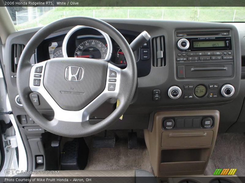 White / Olive 2006 Honda Ridgeline RTS