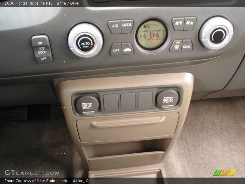 White / Olive 2006 Honda Ridgeline RTS