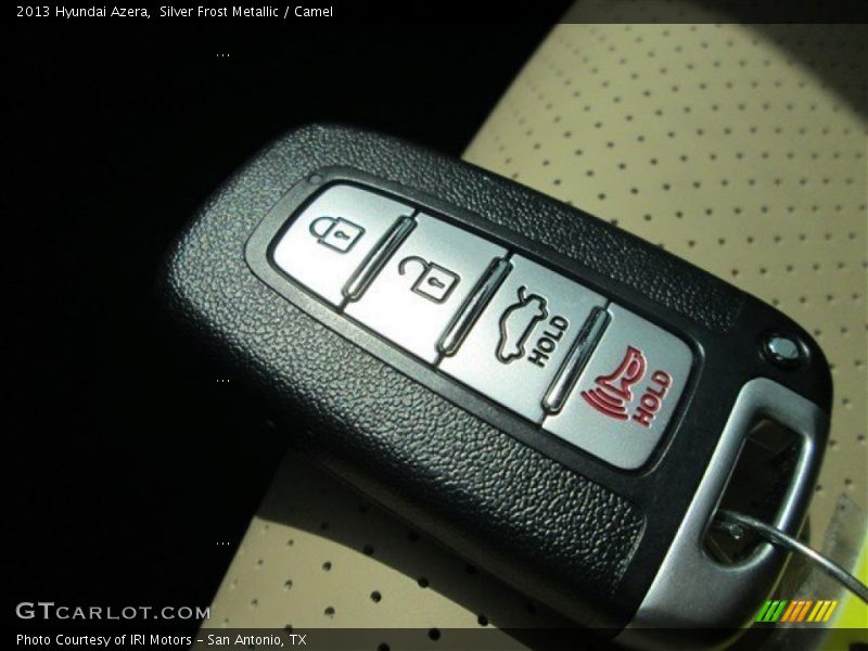 Silver Frost Metallic / Camel 2013 Hyundai Azera