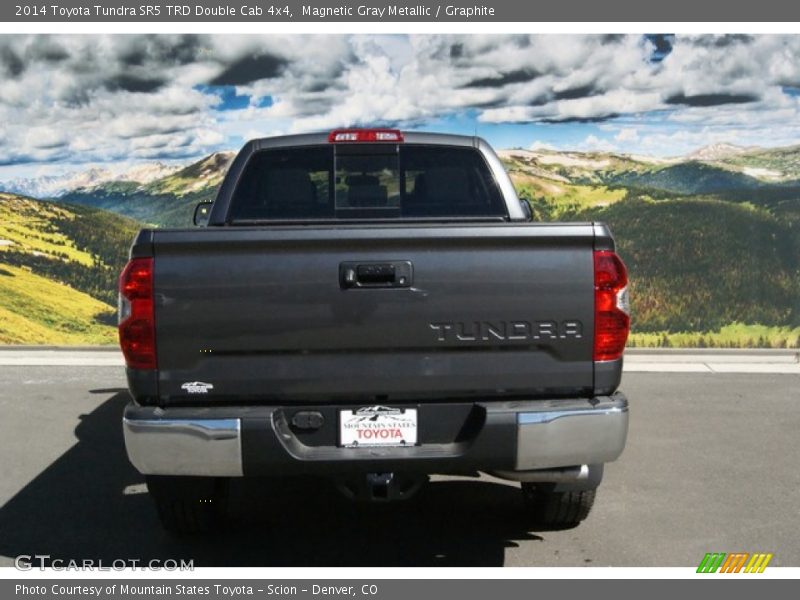 Magnetic Gray Metallic / Graphite 2014 Toyota Tundra SR5 TRD Double Cab 4x4