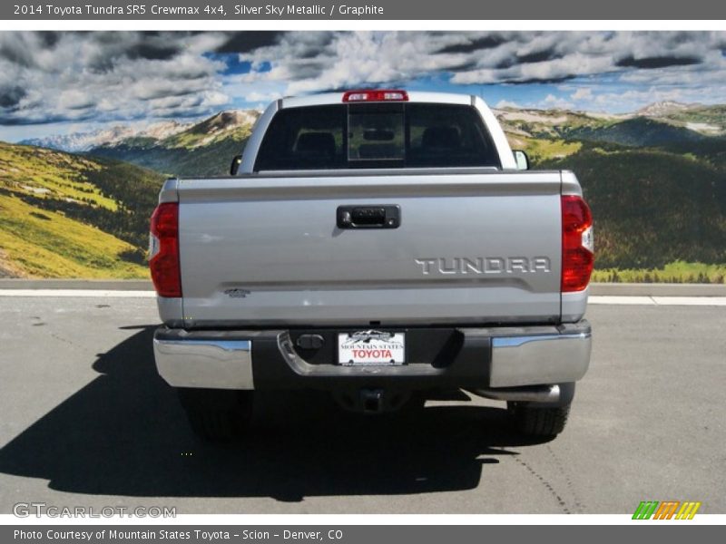 Silver Sky Metallic / Graphite 2014 Toyota Tundra SR5 Crewmax 4x4