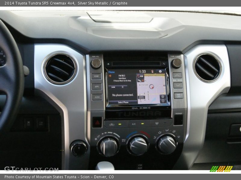 Silver Sky Metallic / Graphite 2014 Toyota Tundra SR5 Crewmax 4x4