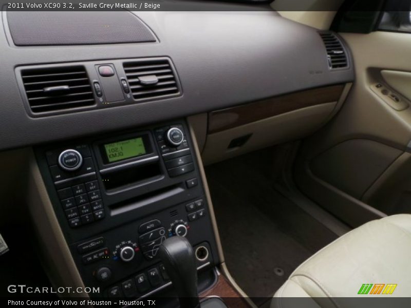 Saville Grey Metallic / Beige 2011 Volvo XC90 3.2
