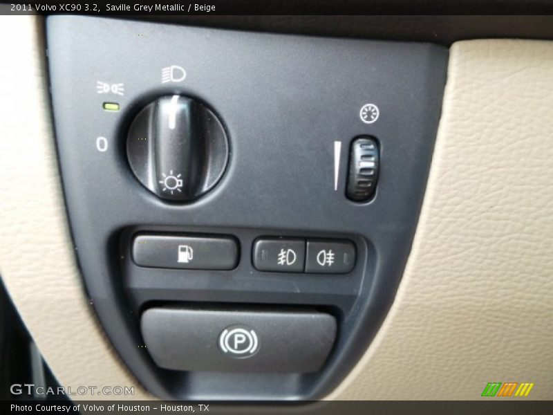 Saville Grey Metallic / Beige 2011 Volvo XC90 3.2
