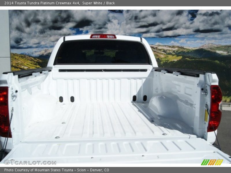 Super White / Black 2014 Toyota Tundra Platinum Crewmax 4x4