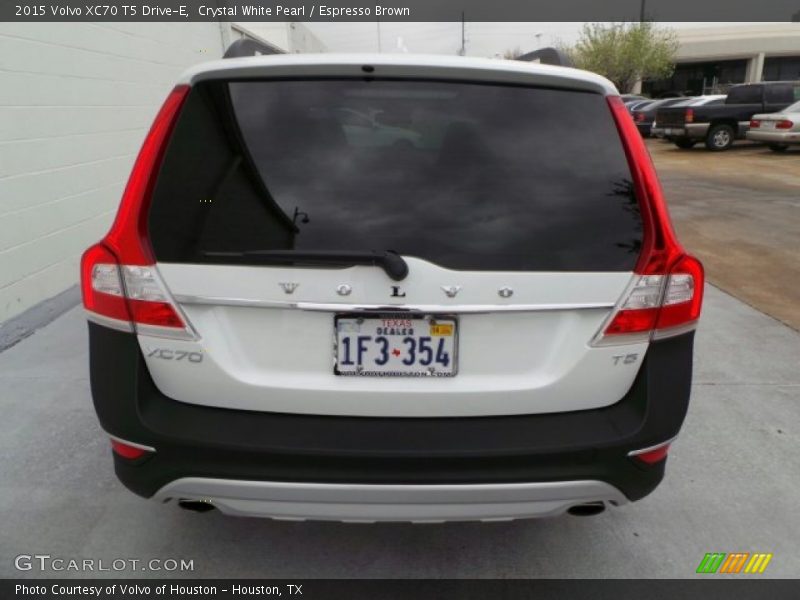Crystal White Pearl / Espresso Brown 2015 Volvo XC70 T5 Drive-E