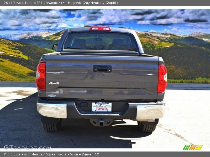 Magnetic Gray Metallic / Graphite 2014 Toyota Tundra SR5 Crewmax 4x4