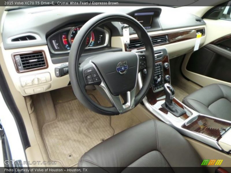  2015 XC70 T5 Drive-E Espresso Brown Interior