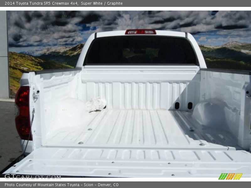 Super White / Graphite 2014 Toyota Tundra SR5 Crewmax 4x4