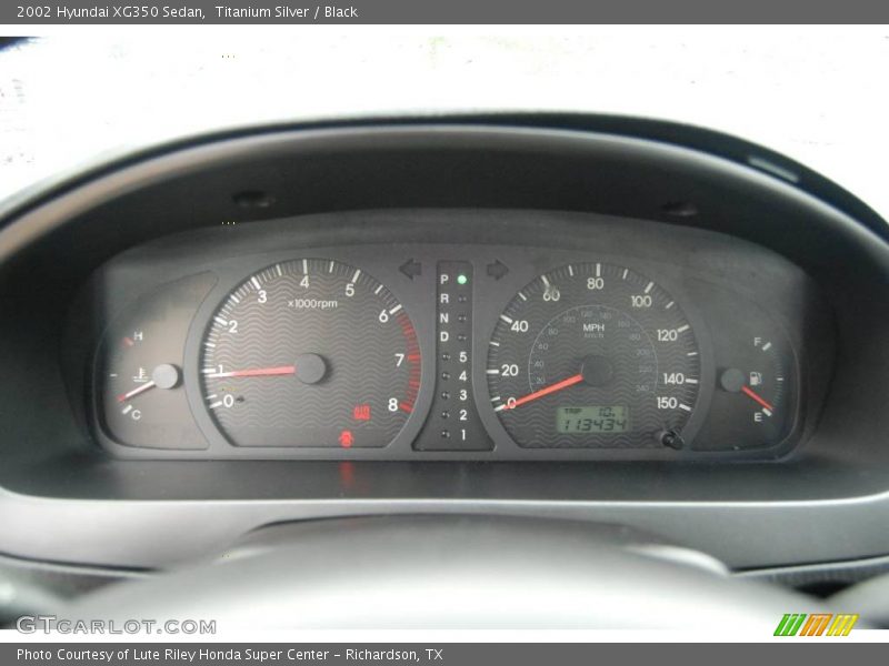 Titanium Silver / Black 2002 Hyundai XG350 Sedan