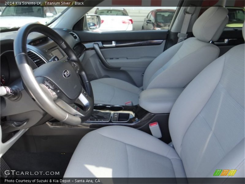 Titanium Silver / Black 2014 Kia Sorento LX