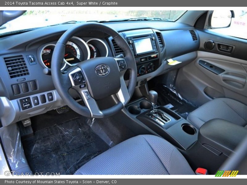 Super White / Graphite 2014 Toyota Tacoma Access Cab 4x4