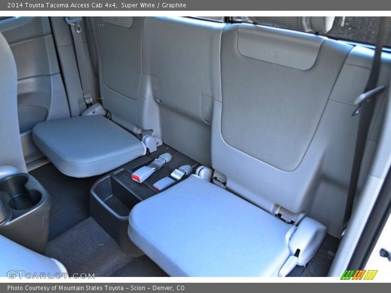 Super White / Graphite 2014 Toyota Tacoma Access Cab 4x4