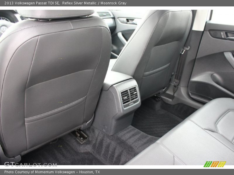 Reflex Silver Metallic / Moonrock Gray 2013 Volkswagen Passat TDI SE