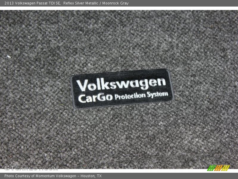 Reflex Silver Metallic / Moonrock Gray 2013 Volkswagen Passat TDI SE