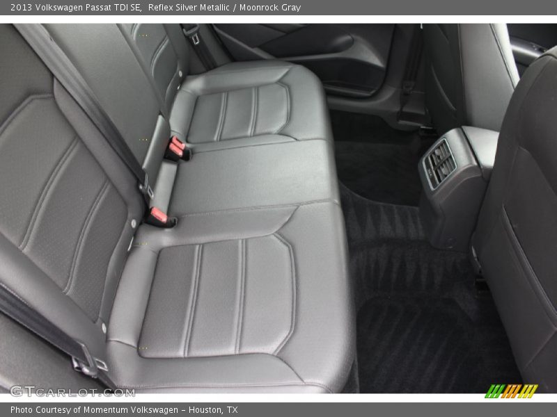 Reflex Silver Metallic / Moonrock Gray 2013 Volkswagen Passat TDI SE