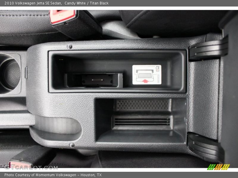 Candy White / Titan Black 2010 Volkswagen Jetta SE Sedan