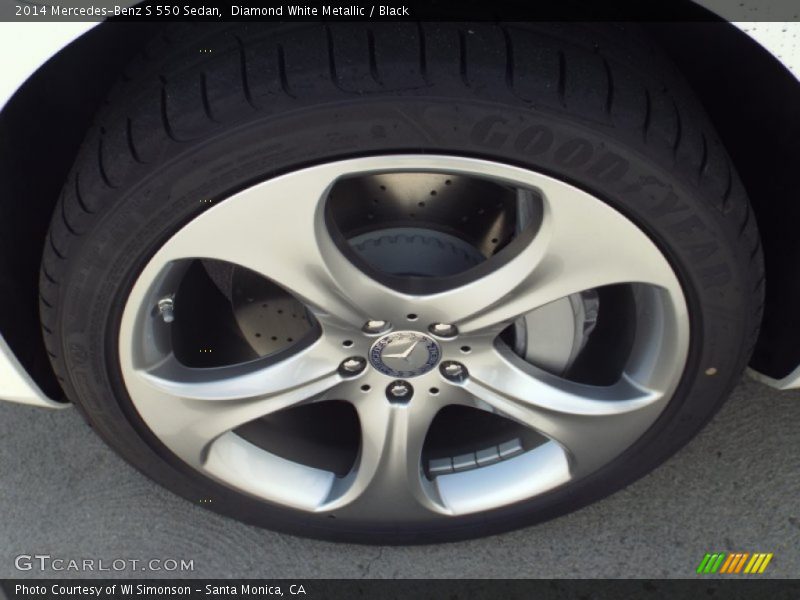 Diamond White Metallic / Black 2014 Mercedes-Benz S 550 Sedan