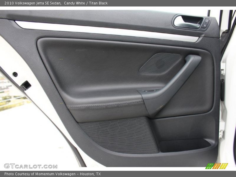 Candy White / Titan Black 2010 Volkswagen Jetta SE Sedan